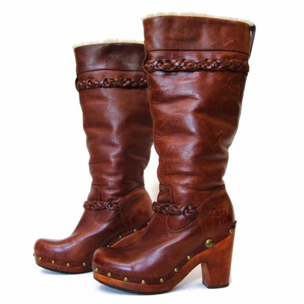 Ugg Savanna Clog Boots